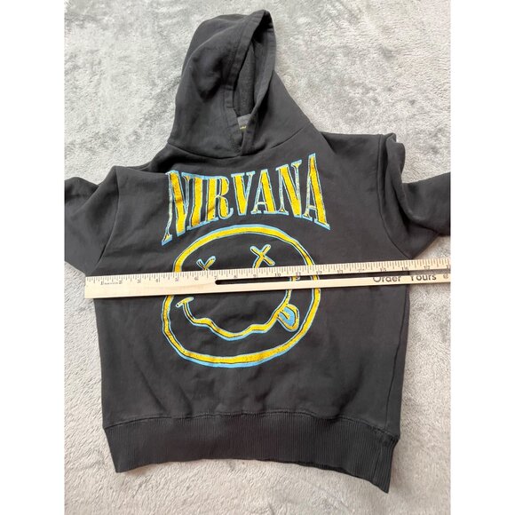 Nirvana Kids Black Size 7 2023 Sweatshirt Graphic Print - Picture 4 of 9